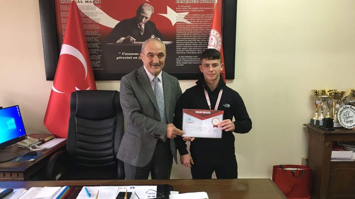 Öğrencimiz Toygar Haktan Kutlu Güreşte Trabzon Birincisi Oldu